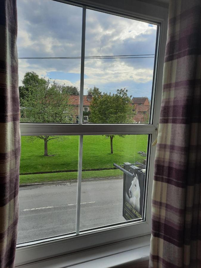 The Grey Horse Otel Elvington Dış mekan fotoğraf